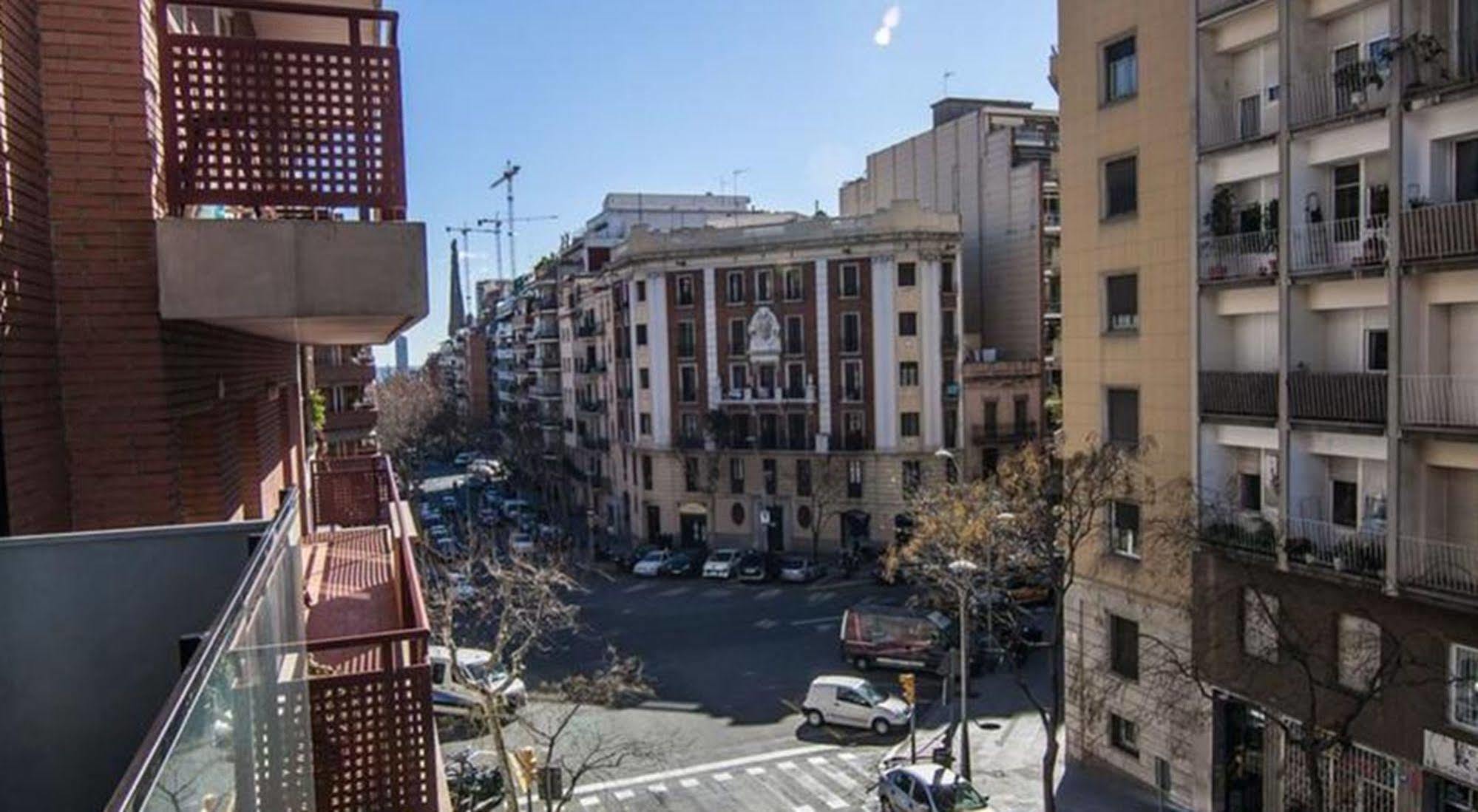 Mh Apartments Sant Pau Barcelona Eksteriør bilde